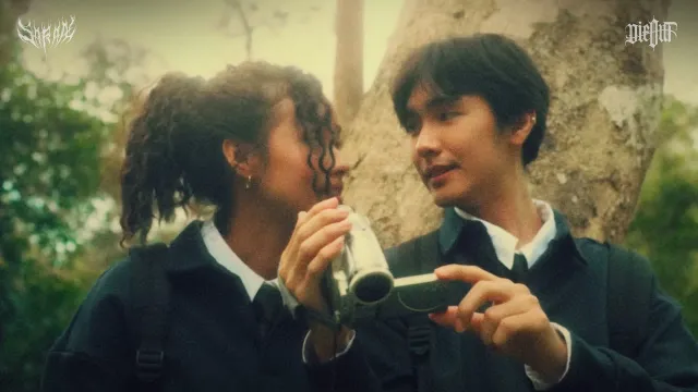 คอร์ดเพลง อยู่กับฉันก่อน - SARAN ft.THAOWANZ