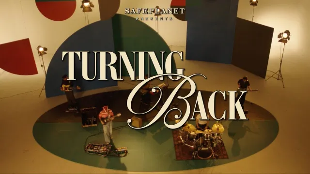 คอร์ดเพลง Turning Back - Safeplanet